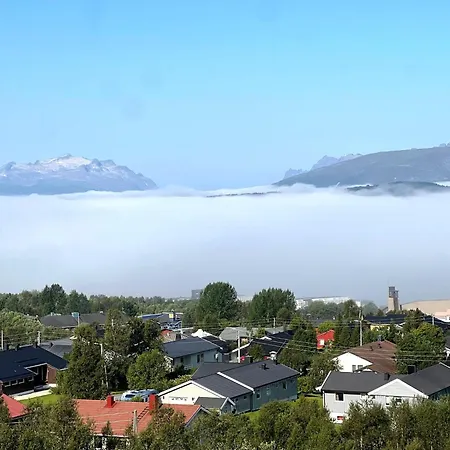 Miracle Tromso, Cozy Double Bed Private In A Shared With Stunning Views ホームステイ